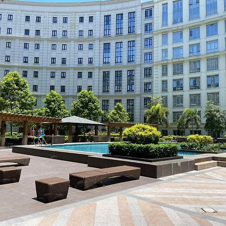 מנילה Studio Condo Building 81 Newport Boulevard מראה חיצוני תמונה