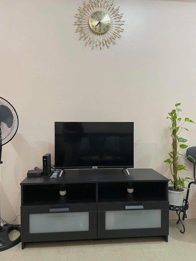 מנילה Studio Condo Building 81 Newport Boulevard מראה חיצוני תמונה