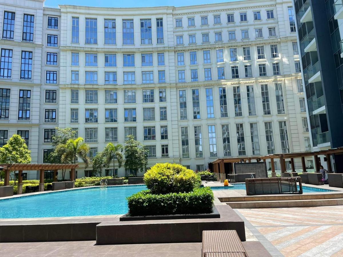 מנילה Studio Condo Building 81 Newport Boulevard מראה חיצוני תמונה